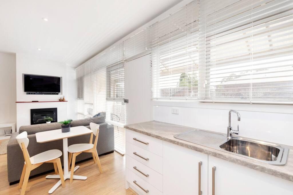 Modern Stylish Self-Contained Studio Apartment Burnside Εξωτερικό φωτογραφία